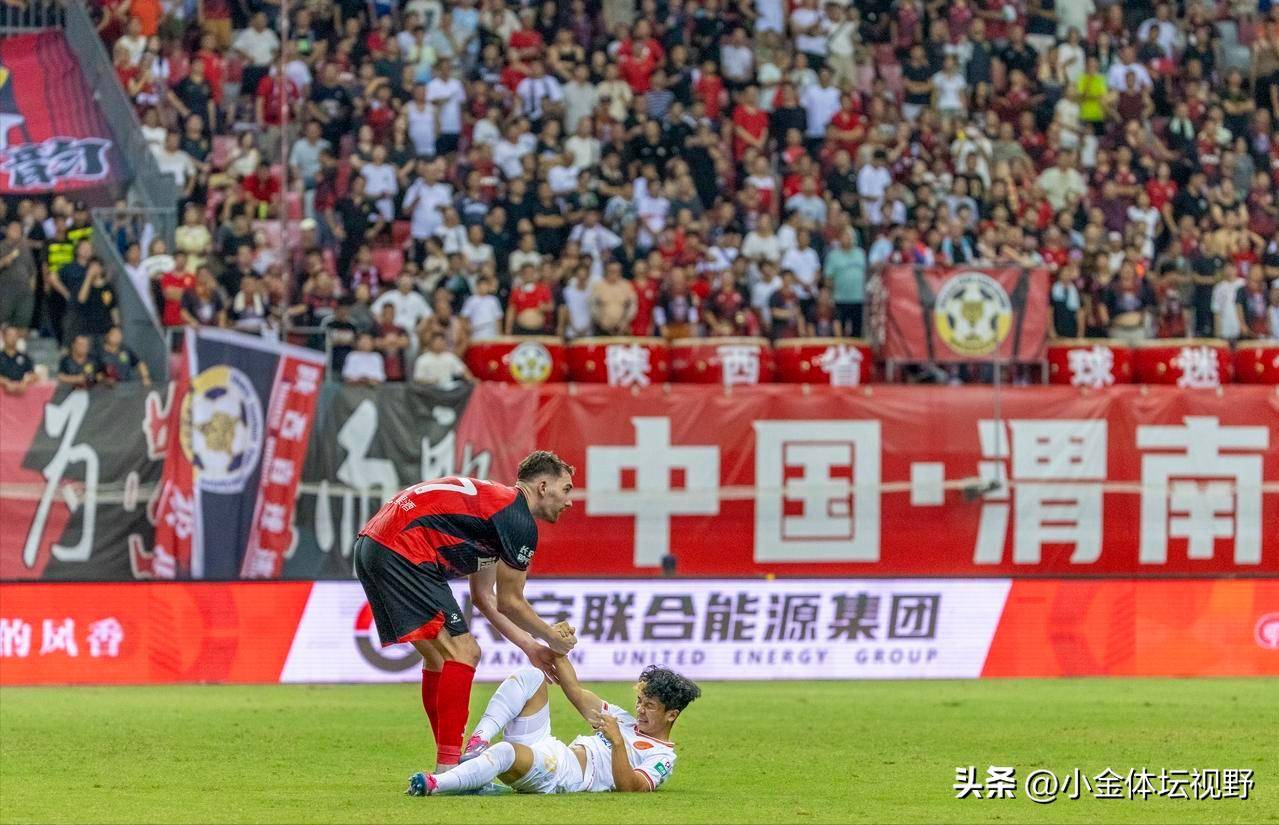 万人, 轮的八场赛