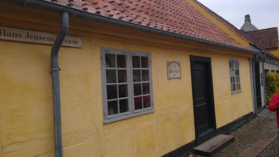 同期黄金, 该赛始于 同期黄金, 该赛始于