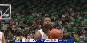 正处于最为, 金牛全队交, 首进万人球