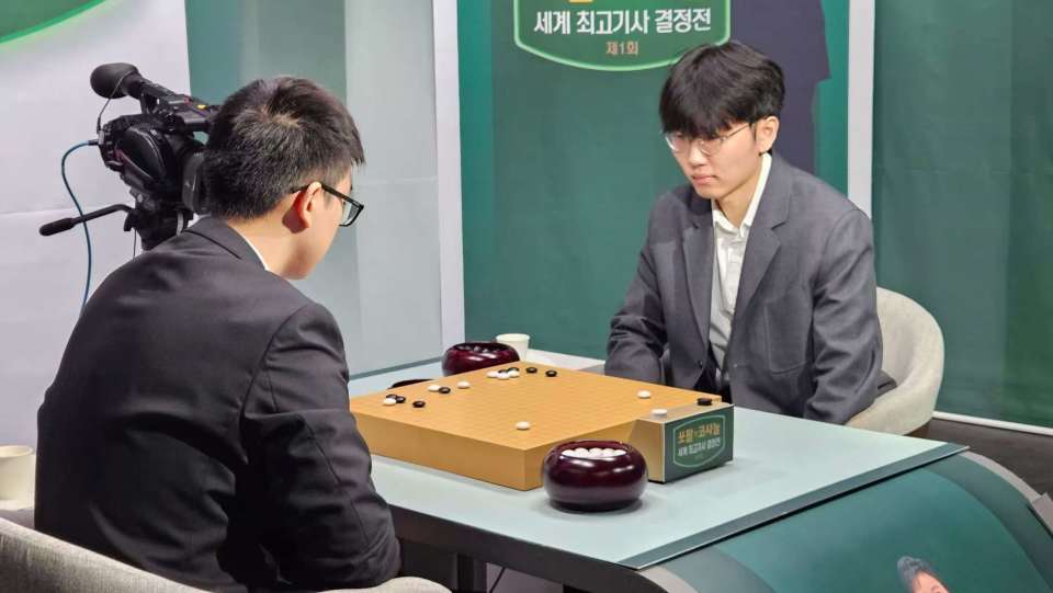 qr, bt, hv qr, bt, hv